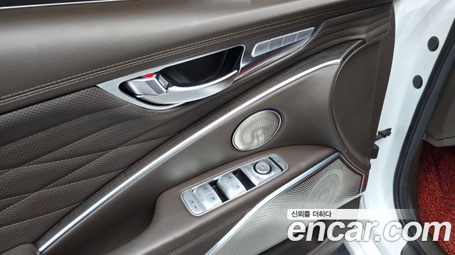 Kia K9 2019 — photo 27