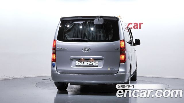 Hyundai Starex 2015 — photo 4