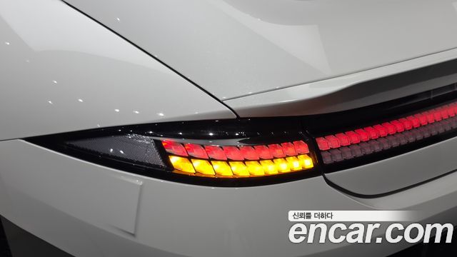 Hyundai Ioniq6 2023 — photo 9