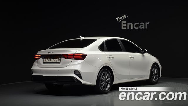 Kia K3 2022 — photo 2