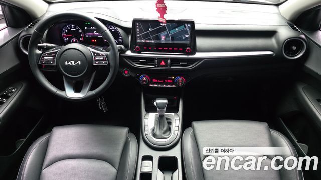 Kia K3 2022 — photo 10