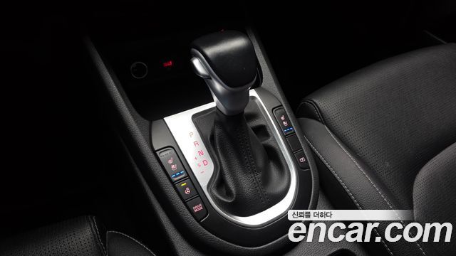 Kia K3 2022 — photo 12