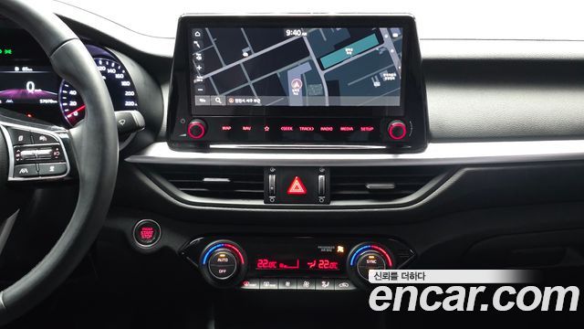 Kia K3 2022 — photo 20