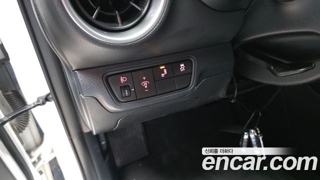 Kia K3 2022 — photo 24