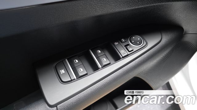 Kia K3 2022 — photo 29