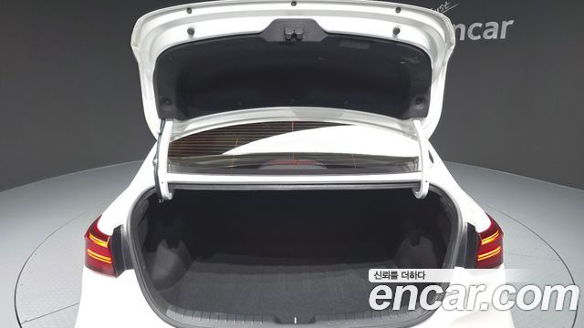 Kia K3 2022 — photo 31