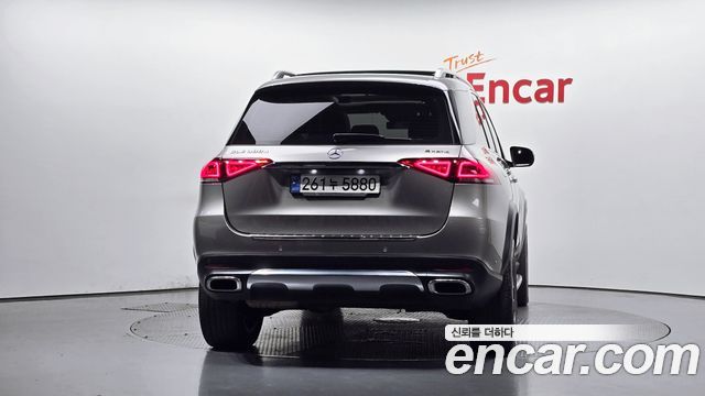 Mercedes-Benz GLE-Class 2022 — photo 4