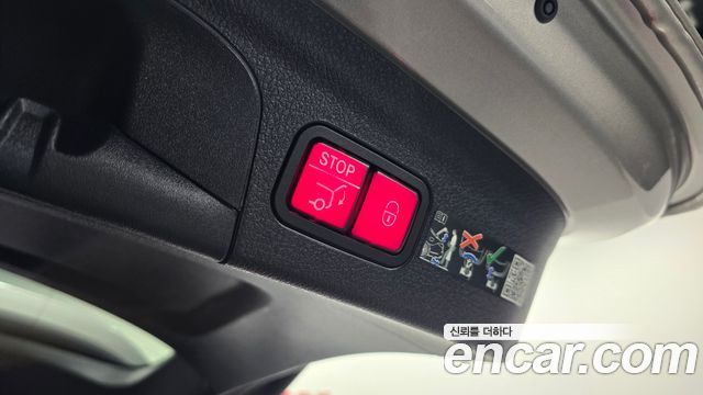 Mercedes-Benz GLE-Class 2022 — photo 25
