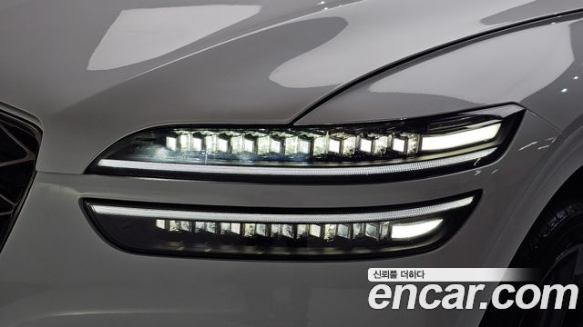 Genesis GV70 2026 — photo 8