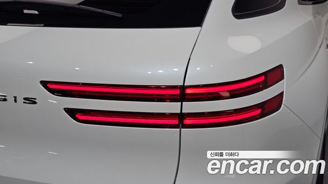 Genesis GV70 2026 — photo 9