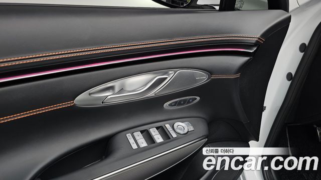 Genesis GV70 2026 — photo 37
