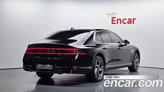 Genesis G90 2022 — photo 2