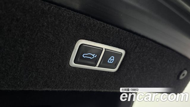 Genesis G90 2022 — photo 18