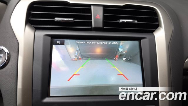 Ford Fusion 2014 — photo 15