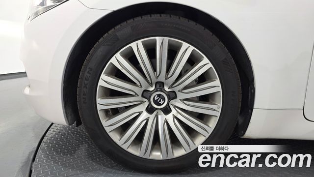 Kia K9 2014 — photo 5
