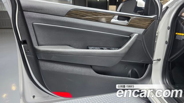 Hyundai Sonata 2017 — photo 14