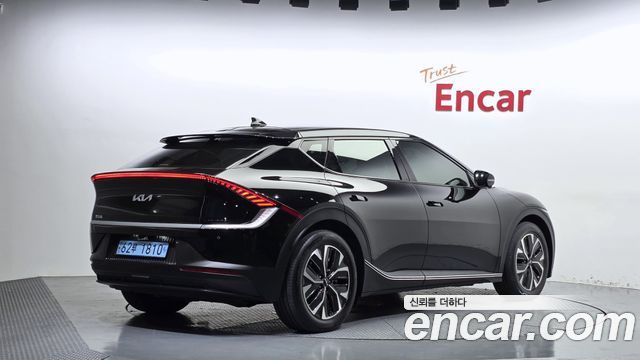 Kia EV6 2022 — photo 2