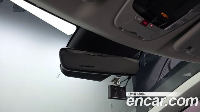 Kia EV6 2022 — photo 25