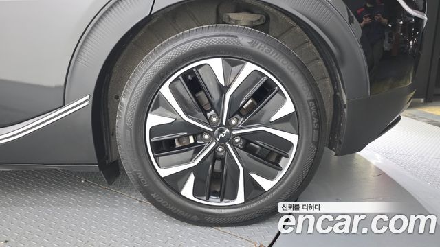 Kia EV6 2022 — photo 7