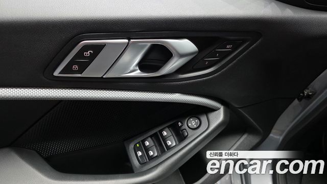 BMW 2-Series 2023 — photo 28