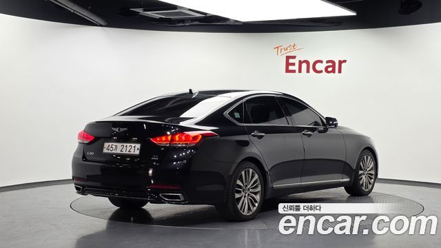 Genesis G80 2018 — photo 2