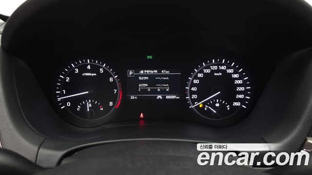 Genesis G80 2018 — photo 8