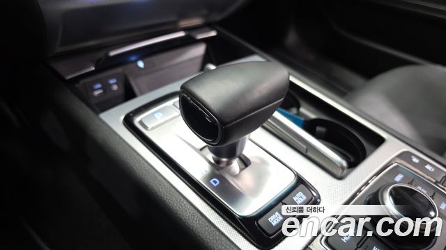 Genesis G80 2018 — photo 9