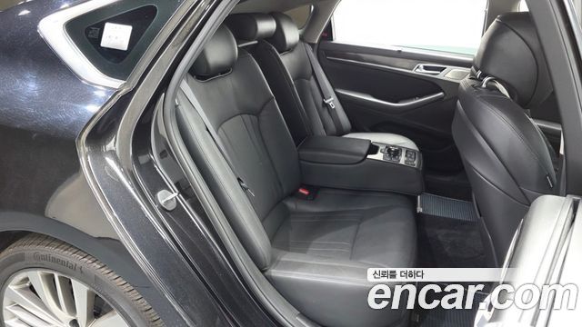 Genesis G80 2018 — photo 12