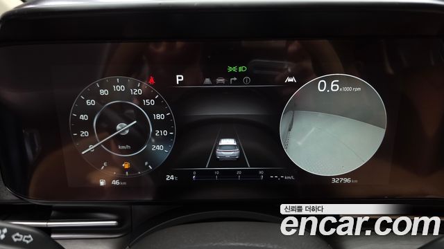 Kia Canival 2023 — photo 11