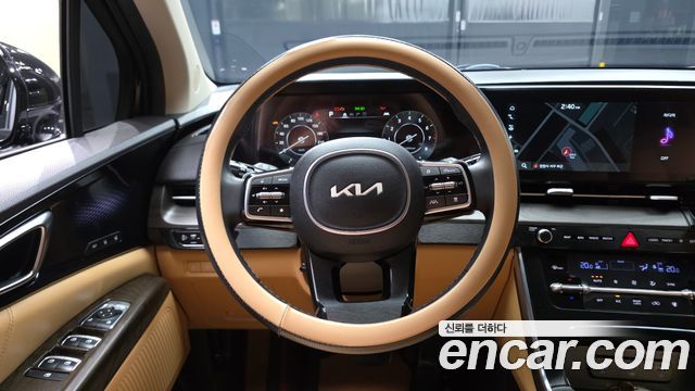 Kia Canival 2023 — photo 19