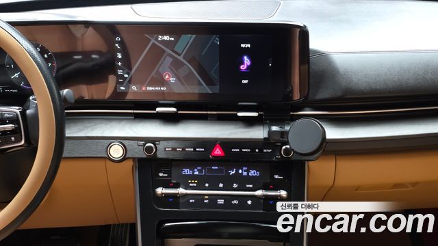 Kia Canival 2023 — photo 20