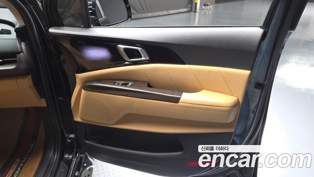 Kia Canival 2023 — photo 14