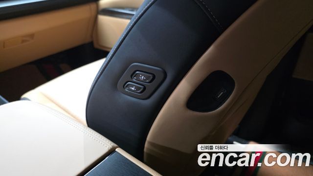 Kia Canival 2023 — photo 29