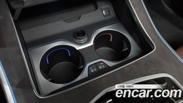 BMW X5 2025 — photo 16