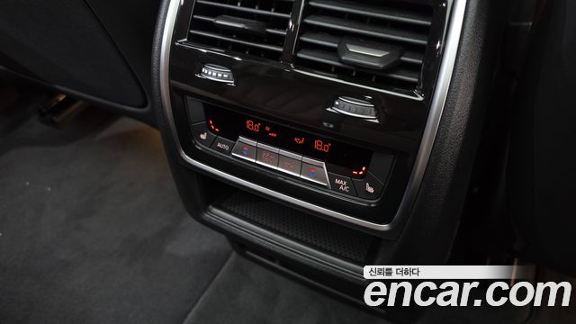 BMW X5 2025 — photo 18
