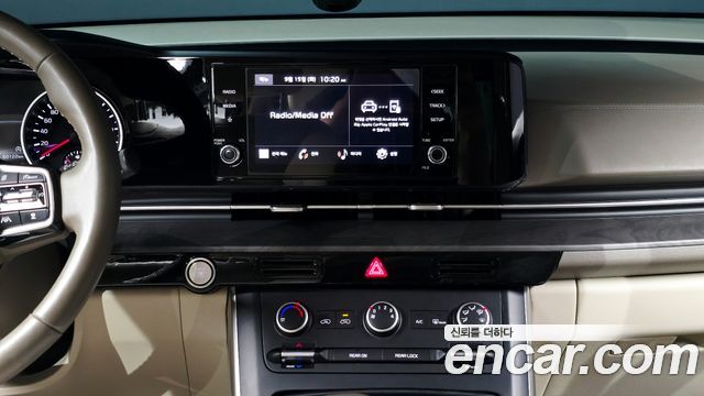 Kia Canival 2023 — photo 14