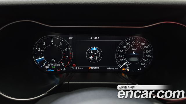 Ford Mustang 2023 — photo 8