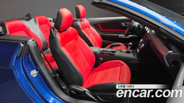 Ford Mustang 2023 — photo 12