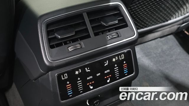 Audi A6 2020 — photo 18