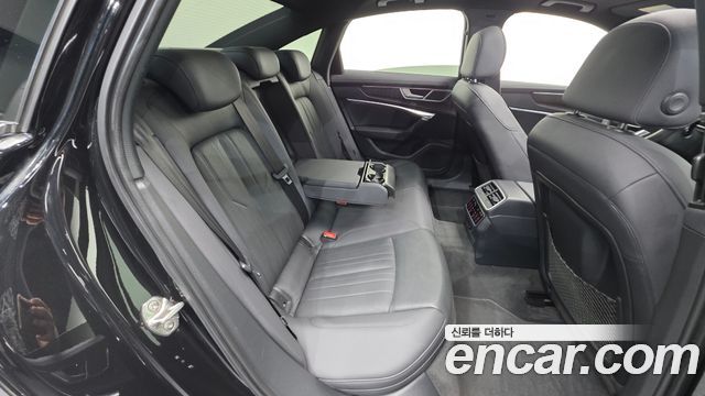 Audi A6 2020 — photo 19