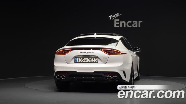Kia Stinger 2018 — photo 4