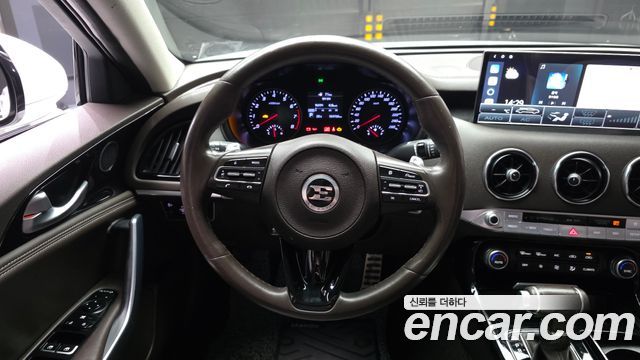 Kia Stinger 2018 — photo 19