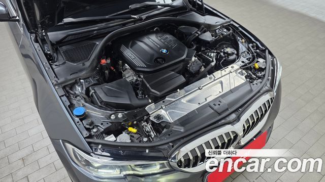 BMW 3-Series 2022 — photo 6