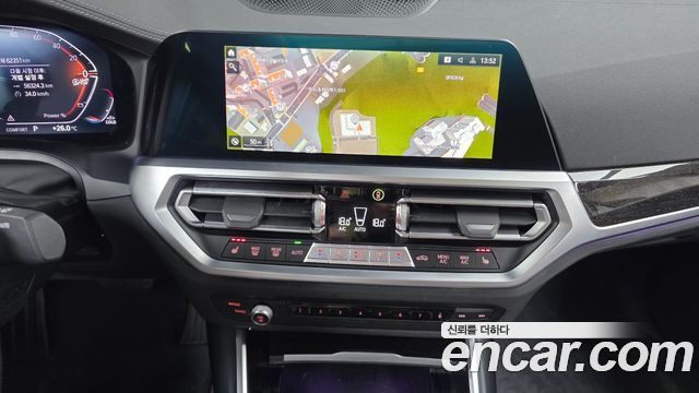 BMW 3-Series 2022 — photo 19