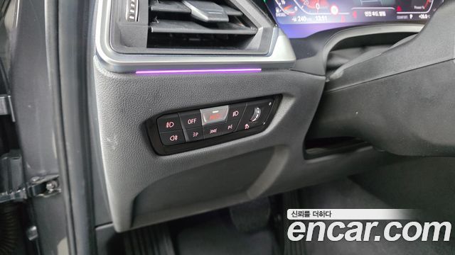BMW 3-Series 2022 — photo 25