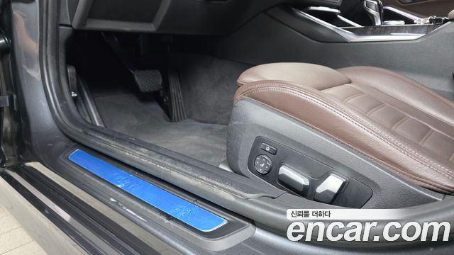 BMW 3-Series 2022 — photo 30