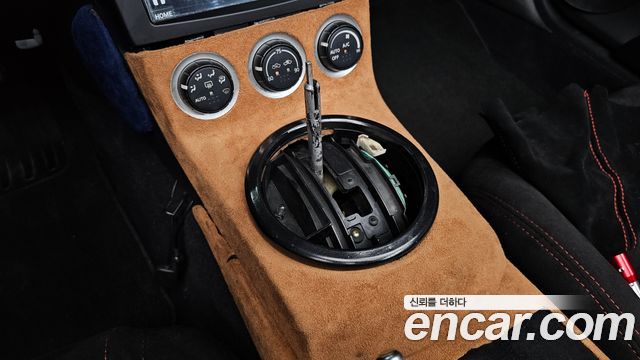 Nissan 350Z 2004 — photo 9