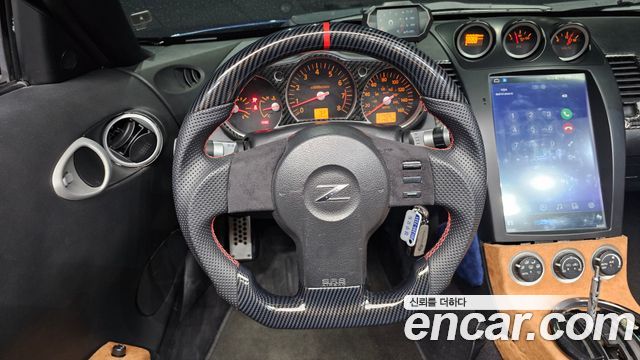 Nissan 350Z 2004 — photo 11