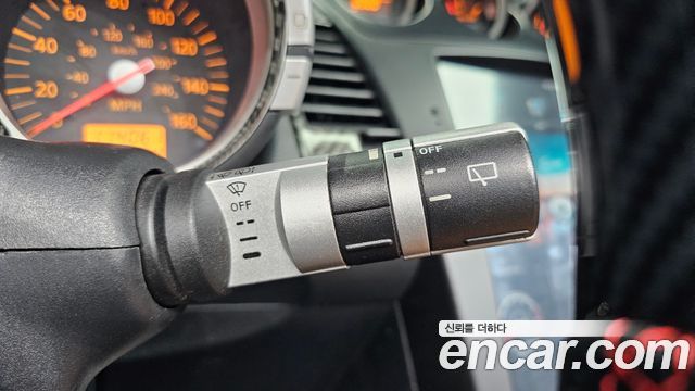 Nissan 350Z 2004 — photo 19