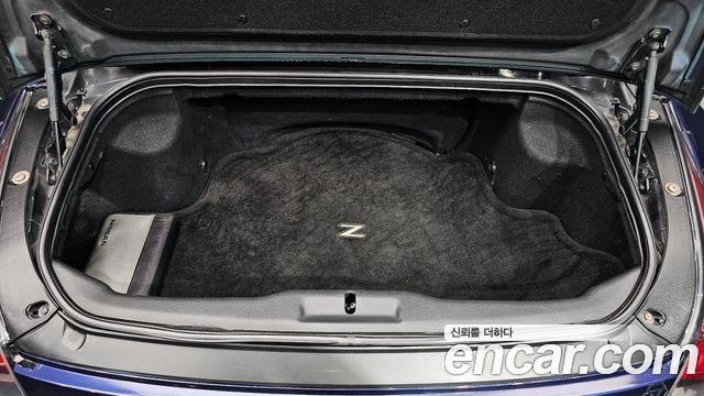 Nissan 350Z 2004 — photo 20